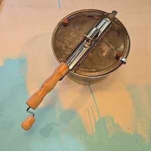 Whirley Pop 6qt Popcorn Maker Aluminum Manual Crank Stove Top Wabash Valley USA‎